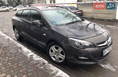 Универсал Opel Astra 2012 в Ровно