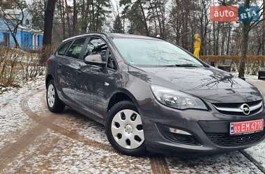 Универсал Opel Astra 2015 в Киеве