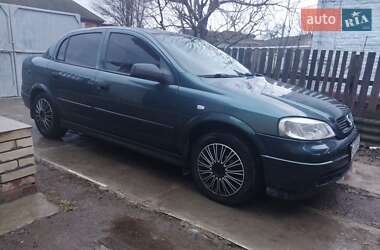 Седан Opel Astra 2005 в Прилуках