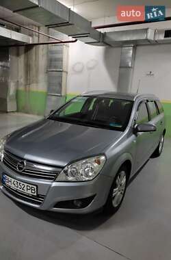 Універсал Opel Astra 2008 в Одесі