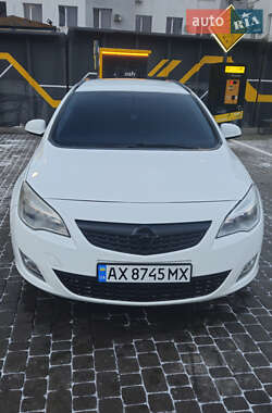 Универсал Opel Astra 2011 в Харькове