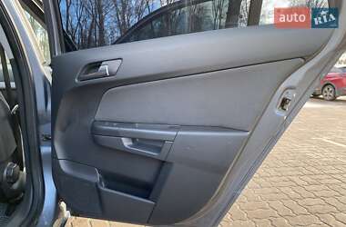 Универсал Opel Astra 2006 в Сумах