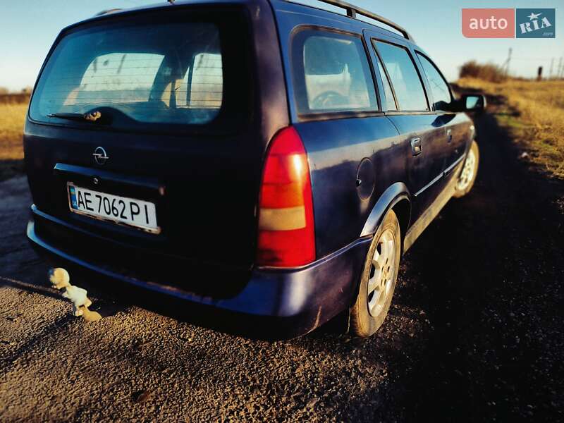 Универсал Opel Astra 2004 в Петриковке