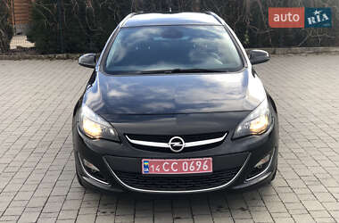 Универсал Opel Astra 2015 в Стрые