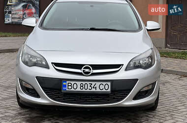 Универсал Opel Astra 2014 в Хмельницком