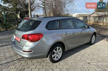 Універсал Opel Astra 2012 в Стрию