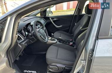 Універсал Opel Astra 2012 в Стрию