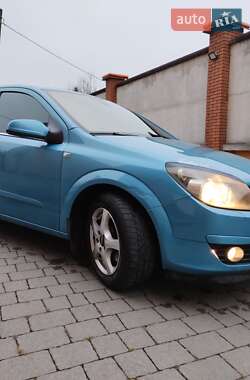 Хетчбек Opel Astra 2004 в Коломиї