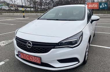 Универсал Opel Astra 2018 в Киеве