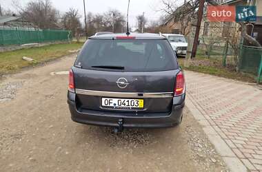 Універсал Opel Astra 2009 в Коломиї