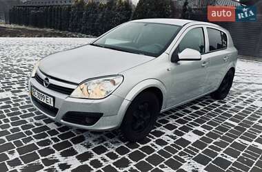 Хетчбек Opel Astra 2014 в Стрию