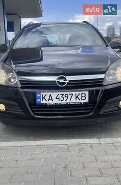 Универсал Opel Astra 2005 в Киеве