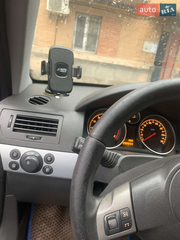 Универсал Opel Astra 2005 в Виннице