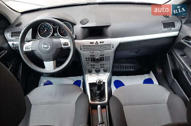 Хэтчбек Opel Astra 2009 в Коломые