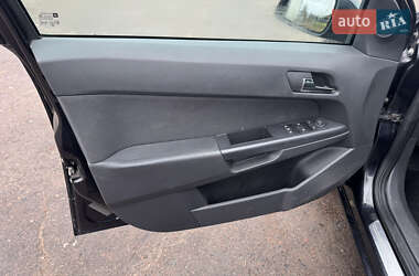 Универсал Opel Astra 2010 в 