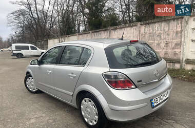 Хэтчбек Opel Astra 2009 в Христиновке