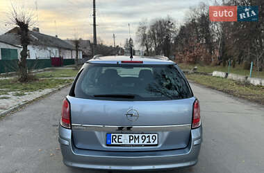 Універсал Opel Astra 2008 в Умані