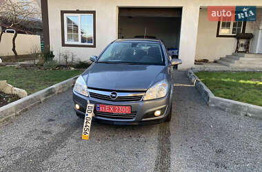 Хэтчбек Opel Astra 2007 в Бучаче