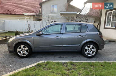 Хэтчбек Opel Astra 2007 в Бучаче