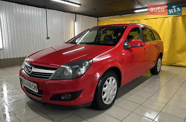 Универсал Opel Astra 2010 в Одессе