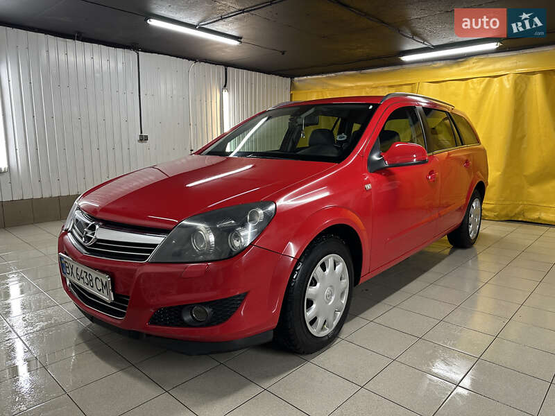 Універсал Opel Astra 2010 в Одесі