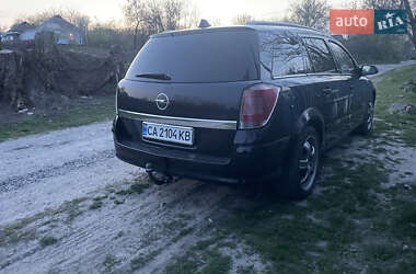 Універсал Opel Astra 2004 в Черкасах