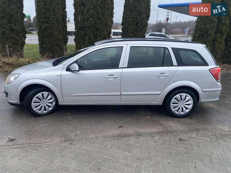 Універсал Opel Astra 2007 в Почаєві