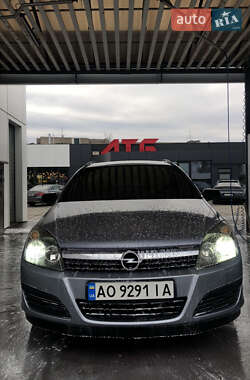 Универсал Opel Astra 2005 в 
