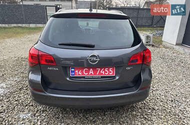 Універсал Opel Astra 2012 в Долині