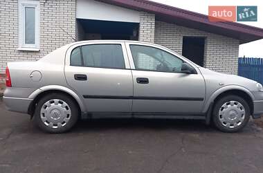 Седан Opel Astra 2007 в Охтирці