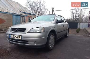 Седан Opel Astra 2007 в Охтирці