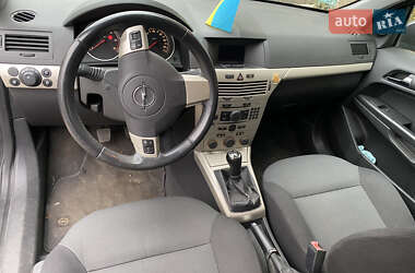 Хэтчбек Opel Astra 2007 в Ковеле