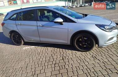 Универсал Opel Astra 2019 в 