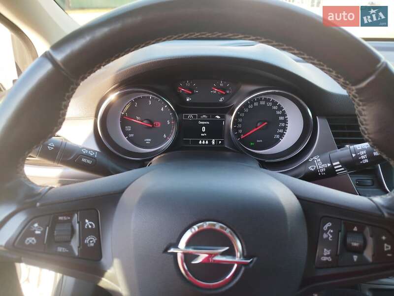 Универсал Opel Astra 2019 в Одессе
