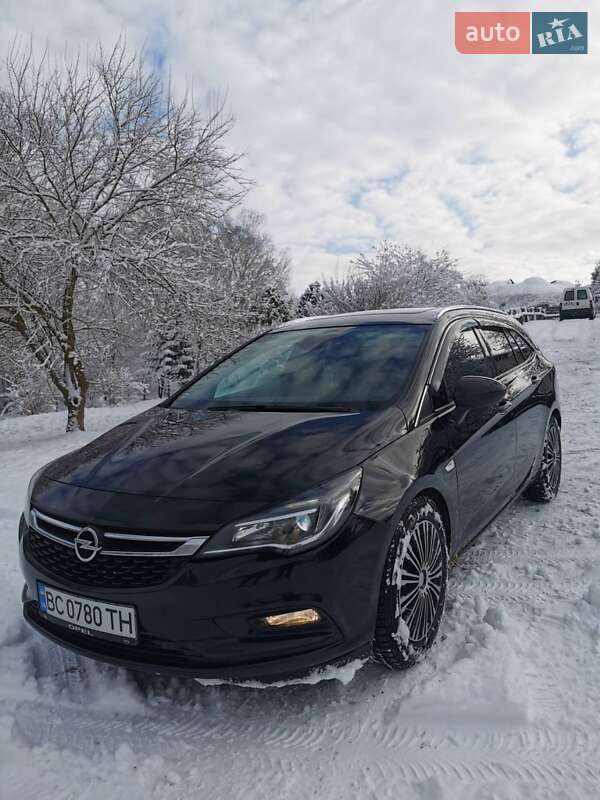 Универсал Opel Astra 2017 в 