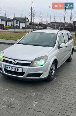 Универсал Opel Astra 2004 в Ирпене