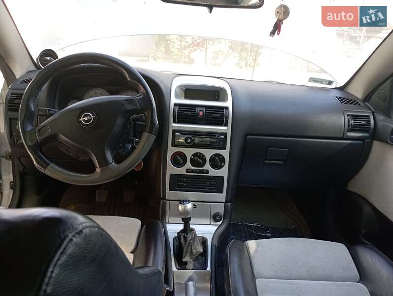 Купе Opel Astra 2000 в Запорожье