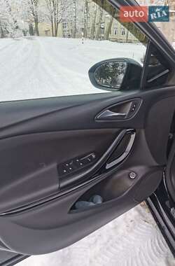 Универсал Opel Astra 2017 в 