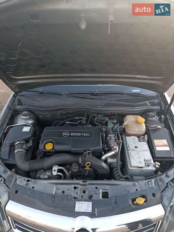Хэтчбек Opel Astra 2008 в Запорожье