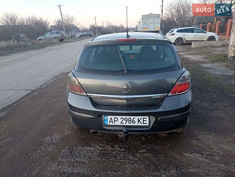 Хэтчбек Opel Astra 2008 в Запорожье