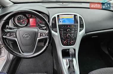 Универсал Opel Astra 2013 в Лубнах