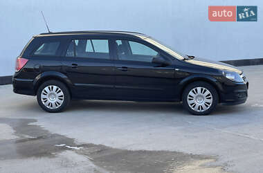 Универсал Opel Astra 2006 в Виннице