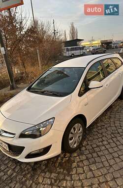 Универсал Opel Astra 2014 в Хмельницком