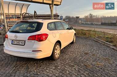 Універсал Opel Astra 2014 в Хмельницькому