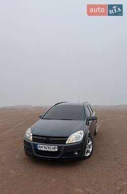 Универсал Opel Astra 2006 в 