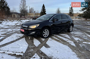 Хетчбек Opel Astra 2011 в Надвірній