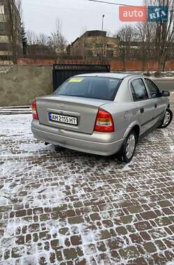 Седан Opel Astra 2008 в Коростені