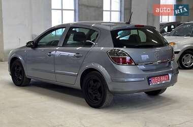 Хетчбек Opel Astra 2008 в Кам'янському