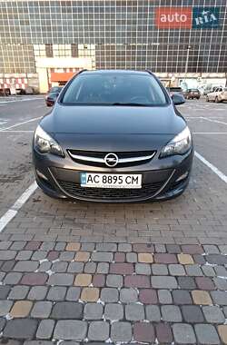 Універсал Opel Astra 2014 в Луцьку