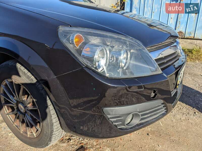 Хетчбек Opel Astra 2005 в Львові